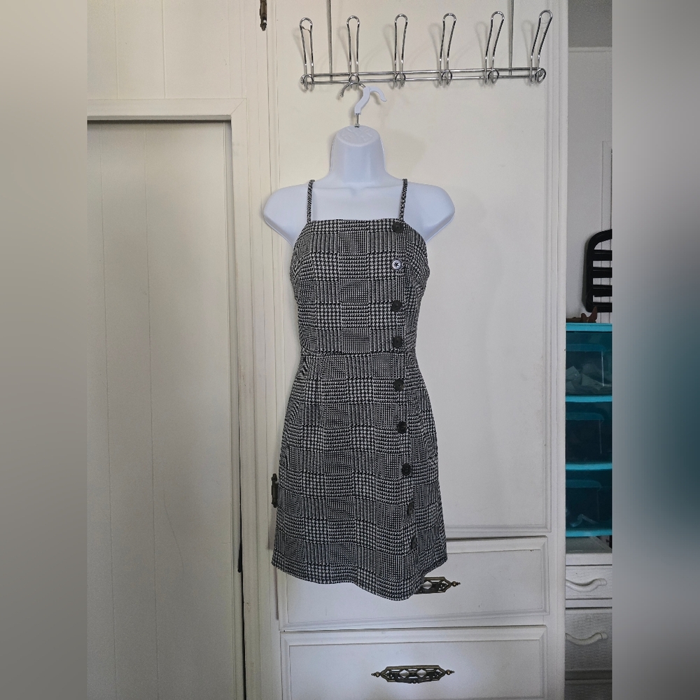 Houndstooth Mini Tank Button Dress [X-SMALL]